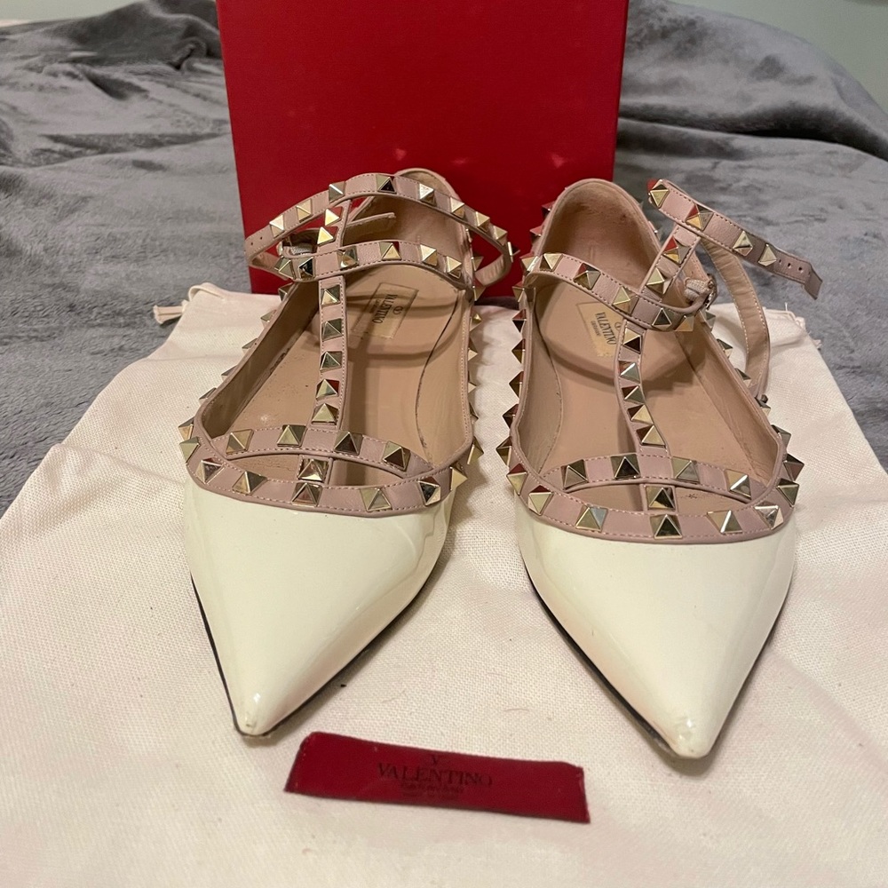 Valentino Patent Rockstud Caged Ballet Flat - ivory ❌ SOLD